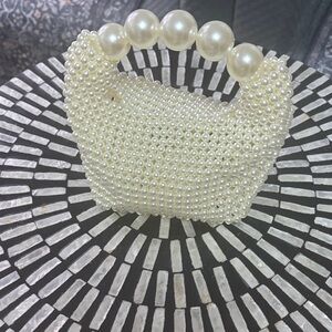 Elegant Pearl Beaded Handbag